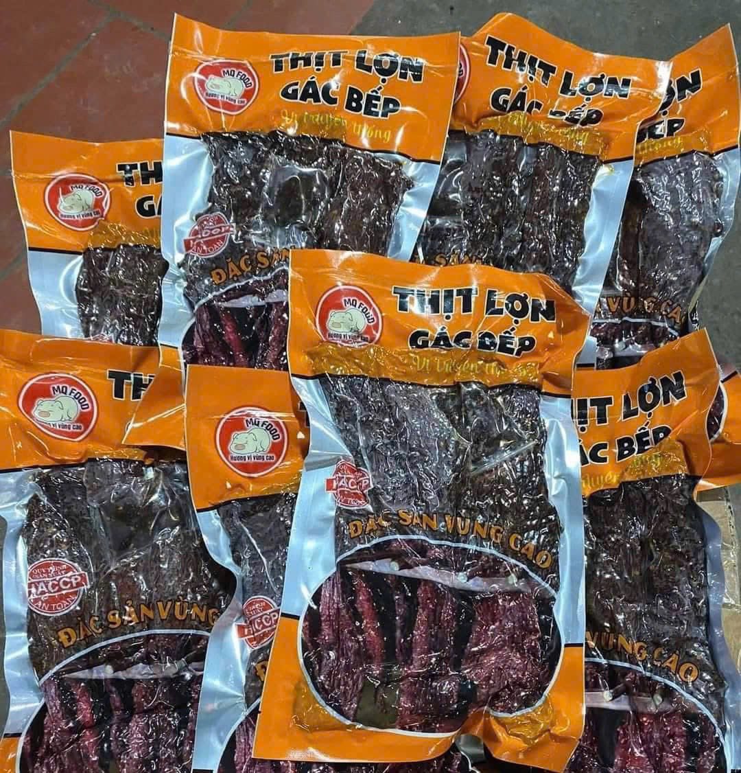 Đồng loạt khám xét 3 nhà kho của "trùm thực phẩm giả" Vũ Thị Hường: Hàng chục tấn thịt bốc mùi hôi thối  - Ảnh 11.