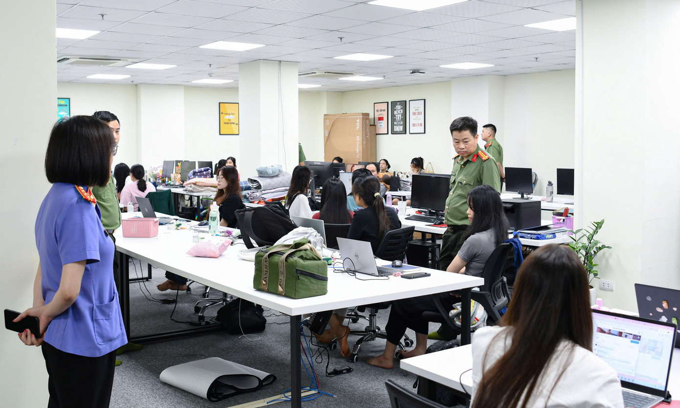 Triệt phá tổ chức lừa đảo tiền ảo quy mô hàng tỷ USD tại Phú Thọ - Ảnh 2.