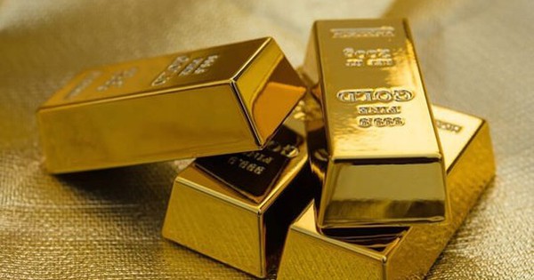 Giá vàng thế giới lao dốc không phanh, chuyện gì đang xảy ra?