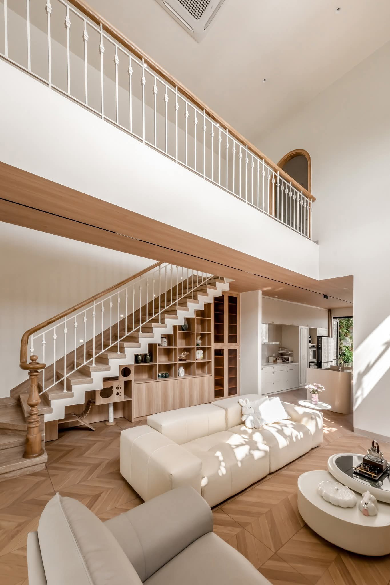 Chiêm ngưỡng ngôi nhà có mặt tiền từ 3.000 viên gạch kính- Ảnh 11.