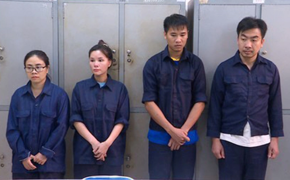 5 Cựu cán bộ Hải quan hầu tòa về tội Nhận hối lộ tại TPHCM - Ảnh 1.