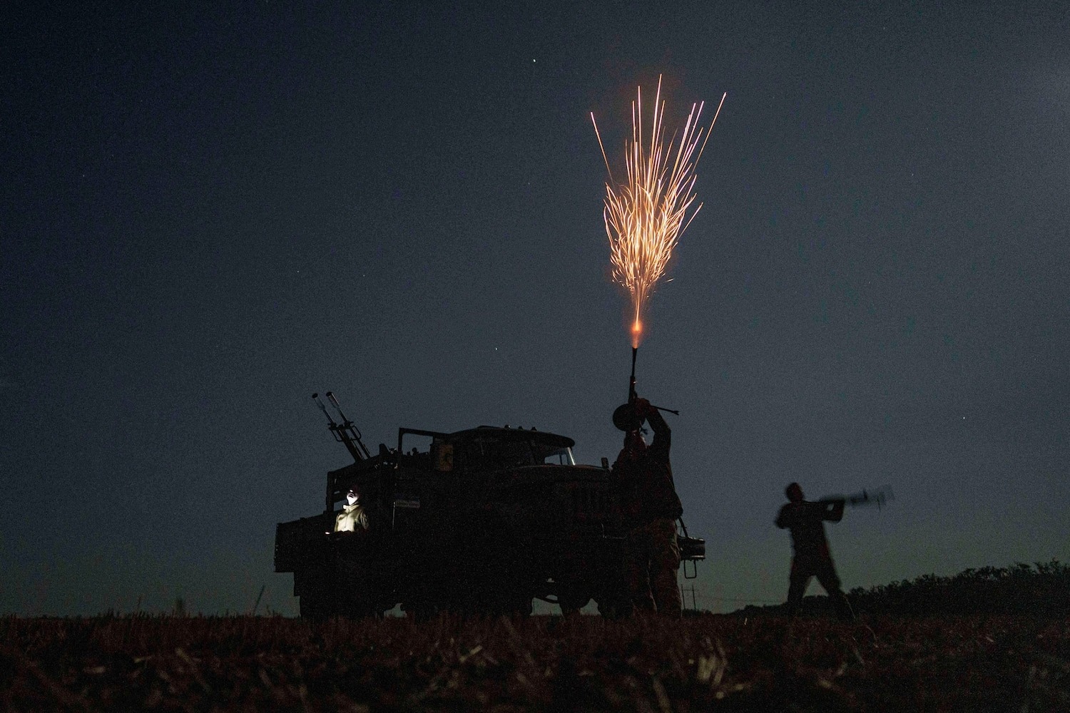 Điểm n&oacute;ng xung đột ng&agrave;y 12-8: Ukraine tăng cường tập k&iacute;ch Nga ở thời điểm nhạy cảm- Ảnh 1.