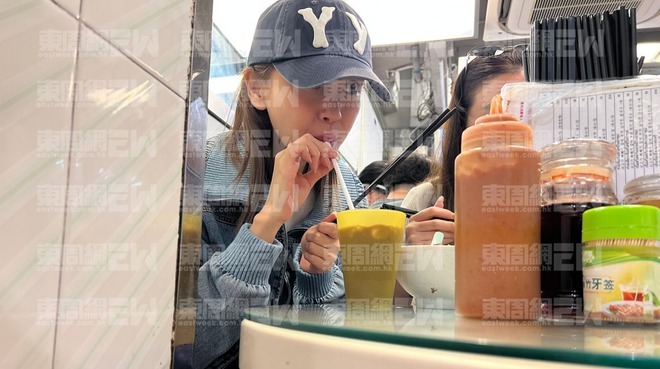 Nhìn Angelababy tàn tạ, khổ đến độ phải quảng cáo đồ ăn lề đường, Huỳnh Hiểu Minh có thấy xấu hổ không?- Ảnh 6.