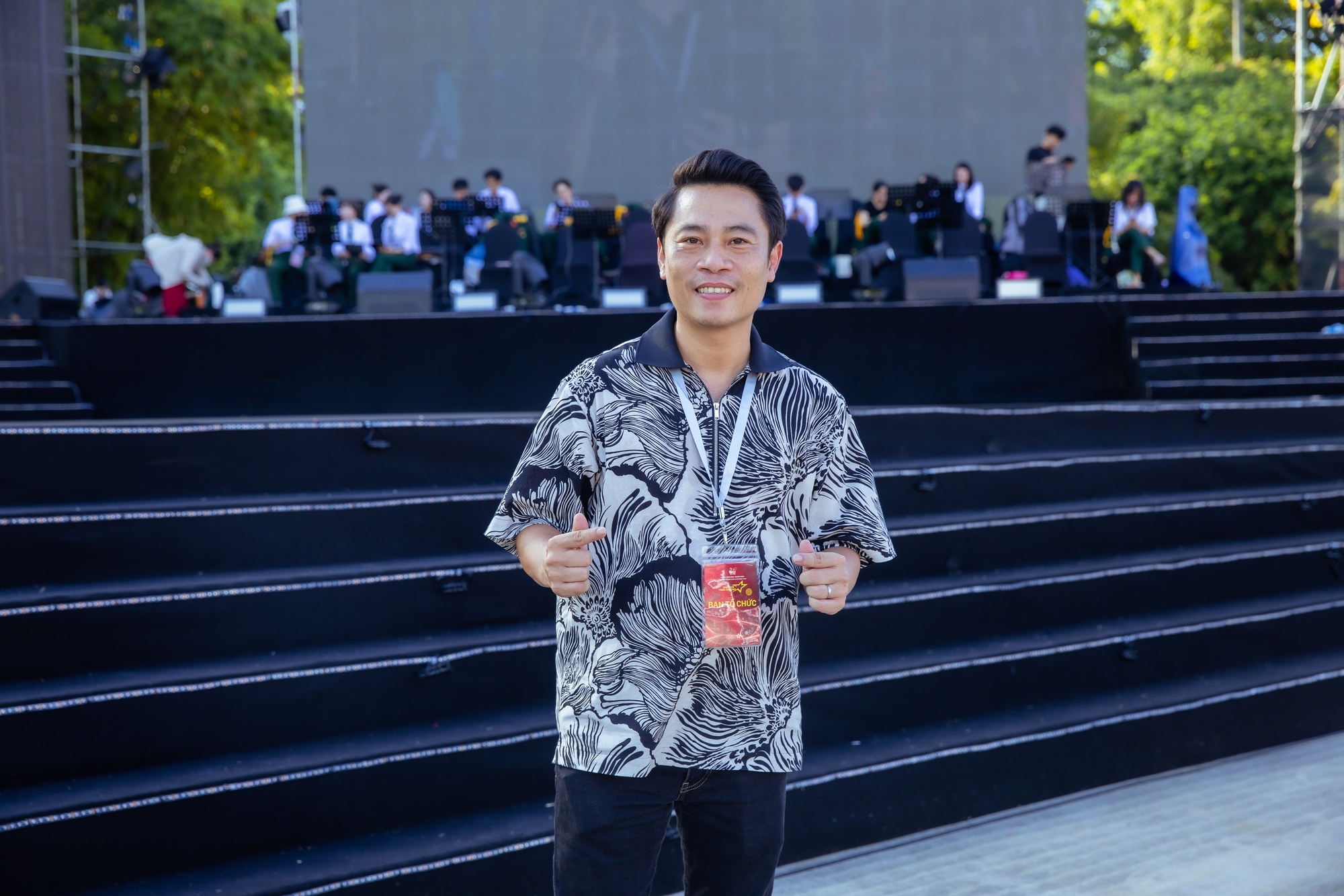 Đạo diễn Phạm Hoàng Giang tiết lộ hậu trường căng thẳng khi thực hiện concert quốc gia- Ảnh 5. Đạo diễn Phạm Hoàng Giang tiết lộ hậu trường căng thẳng khi thực hiện concert quốc gia- Ảnh 5.