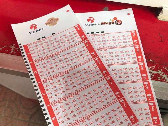6 con số đổi đời người đàn ông trúng Vietlott Jackpot Mega 6/45 "khủng" ở Hà Nội - Ảnh 2. 6 con số đổi đời người đàn ông trúng Vietlott Jackpot Mega 6/45 "khủng" ở Hà Nội - Ảnh 2.