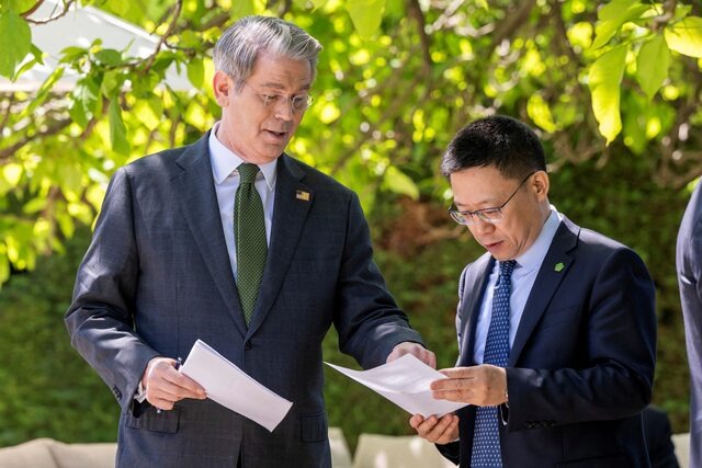 Tổng thống Trump n&oacute;i 1 điều khi Mỹ-Trung Quốc tuy&ecirc;n bố tạm dừng cuộc chiến thương mại th&ecirc;m 90 ng&agrave;y - Ảnh 1.