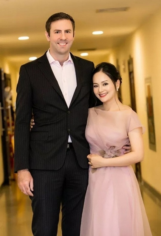 Lan Phương nói về hành động sau khi ly thân chồng Tây- Ảnh 2. Lan Phương nói về hành động sau khi ly thân chồng Tây- Ảnh 2.