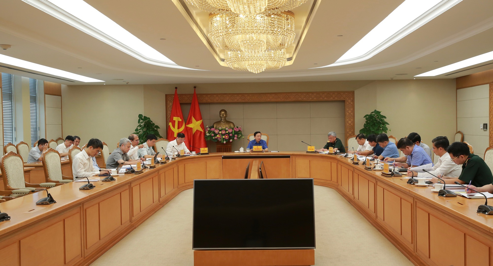 Đầu tư trực thăng cho cứu hộ thiên tai nâng cao hiệu quả phòng chống thiên tai - Ảnh 1. Đầu tư trực thăng cho cứu hộ thiên tai nâng cao hiệu quả phòng chống thiên tai - Ảnh 1.