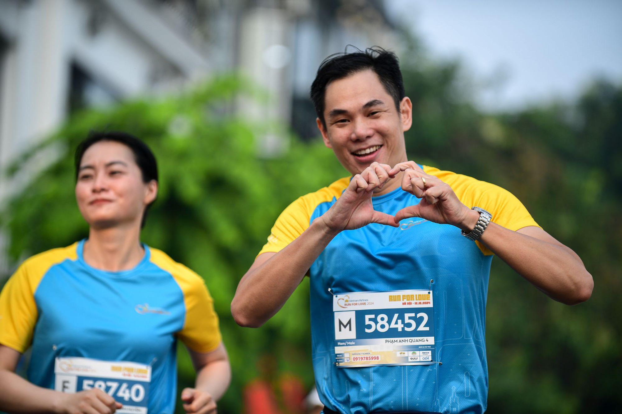 Vietnam Airlines chính thức mở bán vé giải chạy “Run For Love 2025” - Ảnh 1. Vietnam Airlines chính thức mở bán vé giải chạy “Run For Love 2025” - Ảnh 1.