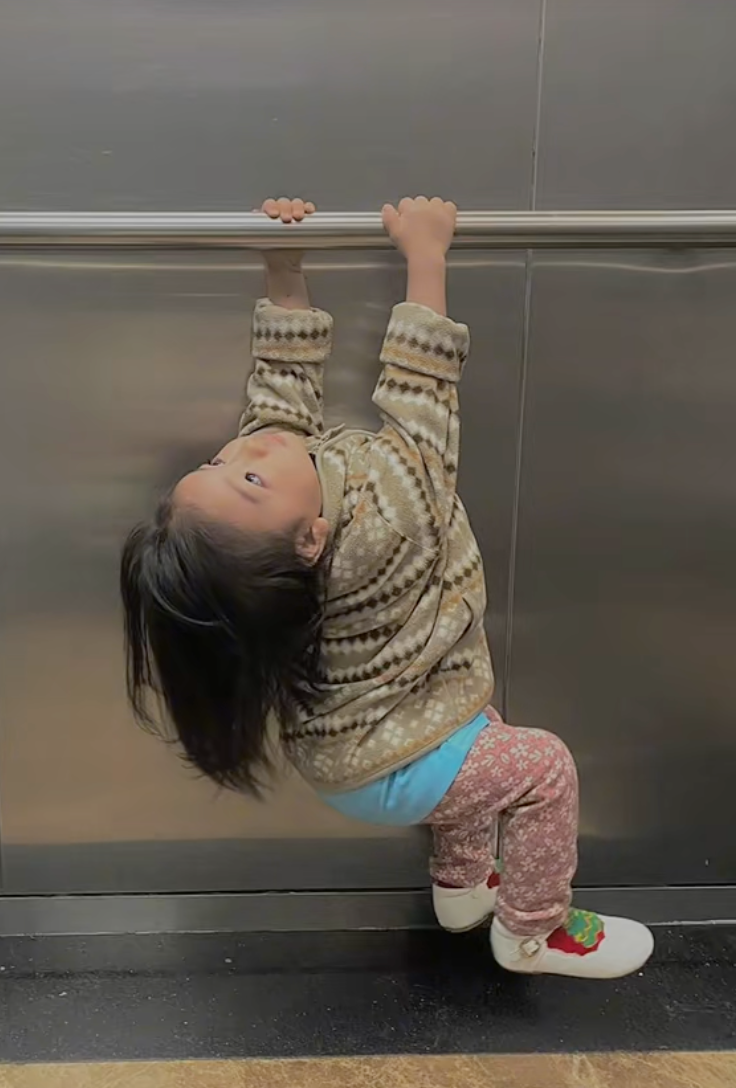 Bé Bún - con gái hot mom Nam Thương: Nhỏ xíu mà lắm chiêu, vừa xinh vừa "mặn mòi" hết phần thiên hạ- Ảnh 3.