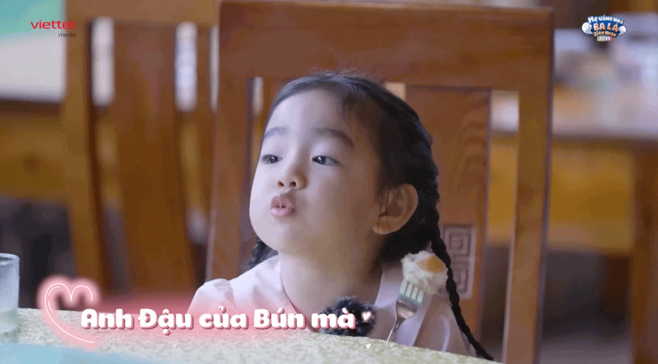 Bé Bún - con gái hot mom Nam Thương: Nhỏ xíu mà lắm chiêu, vừa xinh vừa "mặn mòi" hết phần thiên hạ- Ảnh 12.