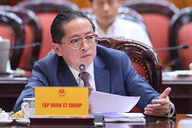 Gặp lãnh đạo Tập đoàn đầu tiên của Việt Nam vừa xuất khẩu 5.000 UAV cho Hàn Quốc, Thủ tướng đề nghị gì? - Ảnh 2. Gặp lãnh đạo Tập đoàn đầu tiên của Việt Nam vừa xuất khẩu 5.000 UAV cho Hàn Quốc, Thủ tướng đề nghị gì? - Ảnh 2.