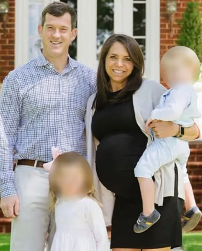 Con trai tỷ phú Mỹ ly hôn, ngọai tình với bảo mẫu, thăng chức cho bạn gái 9x - Ảnh 1.