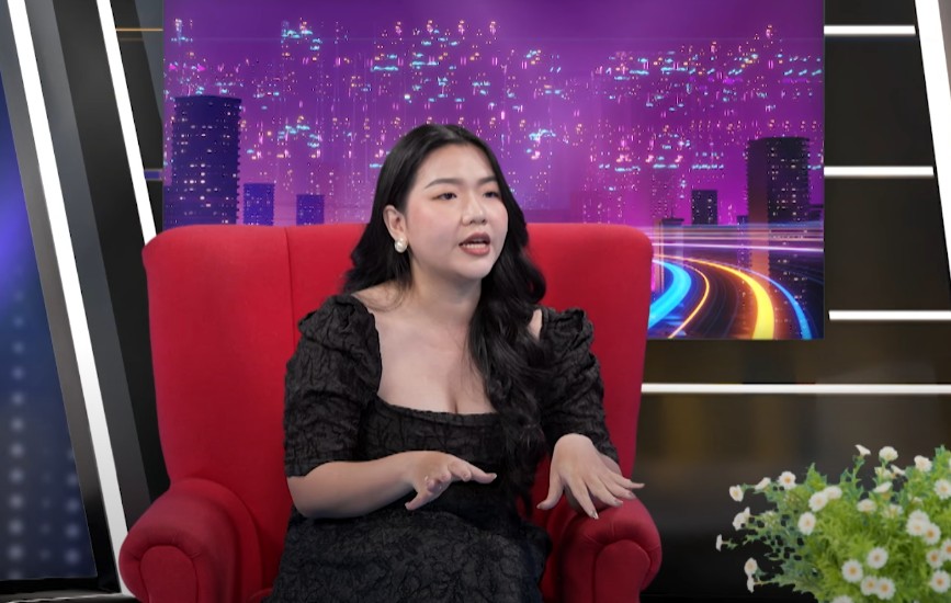 Đạo diễn Lê Hoàng: "Tôi phản đối việc phụ nữ phải ngồi chờ đàn ông cầu hôn, quá lỗi thời"- Ảnh 1.