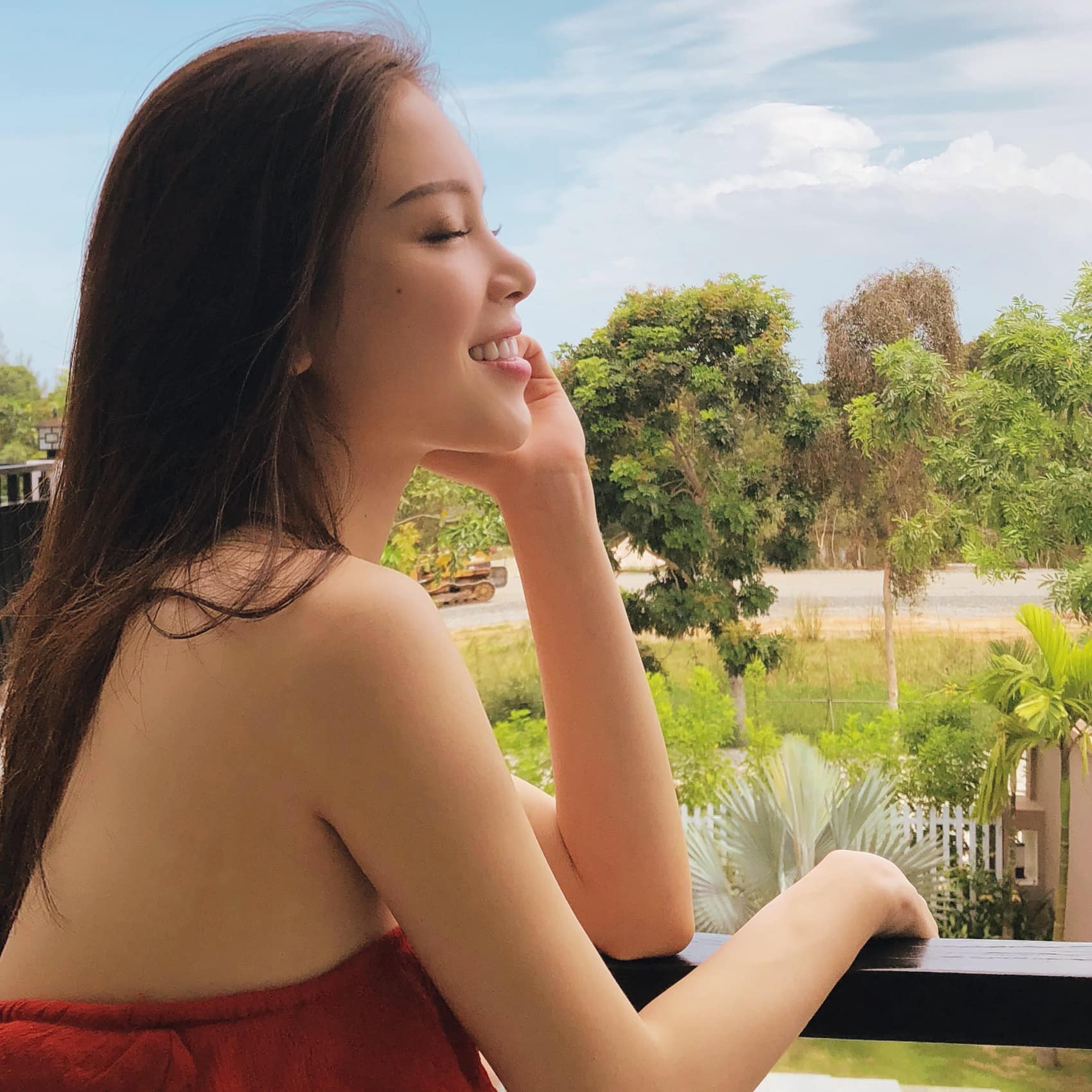 Người đẹp làm dâu gia tộc thượng lưu top đầu Việt Nam: Rút khỏi showbiz trở thành cánh tay phải đắc lực của chồng thiếu gia, ở nhà là mẹ bỉm cực khéo- Ảnh 2. Người đẹp làm dâu gia tộc thượng lưu top đầu Việt Nam: Rút khỏi showbiz trở thành cánh tay phải đắc lực của chồng thiếu gia, ở nhà là mẹ bỉm cực khéo- Ảnh 2.