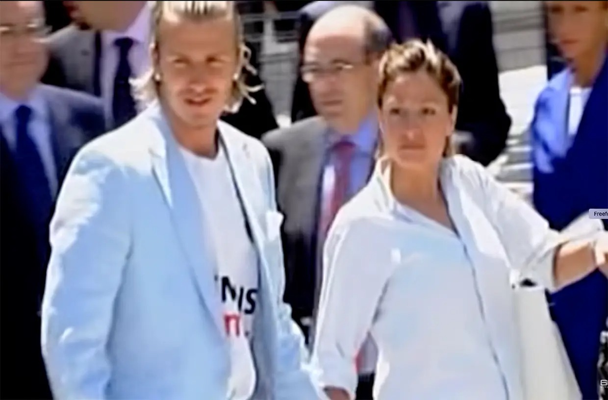 Công khai tin nhắn David Beckham gửi riêng cho gái lạ, lại "ngựa quen đường cũ" tòm tem sau lưng vợ?- Ảnh 5.