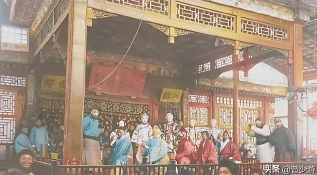 13 bức ảnh hiếm thời nhà Thanh: Đoàn người xếp hàng trong sự kiện Cái Bang nhận đệ tử gây ấn tượng mạnh- Ảnh 4. 13 bức ảnh hiếm thời nhà Thanh: Đoàn người xếp hàng trong sự kiện Cái Bang nhận đệ tử gây ấn tượng mạnh- Ảnh 4.