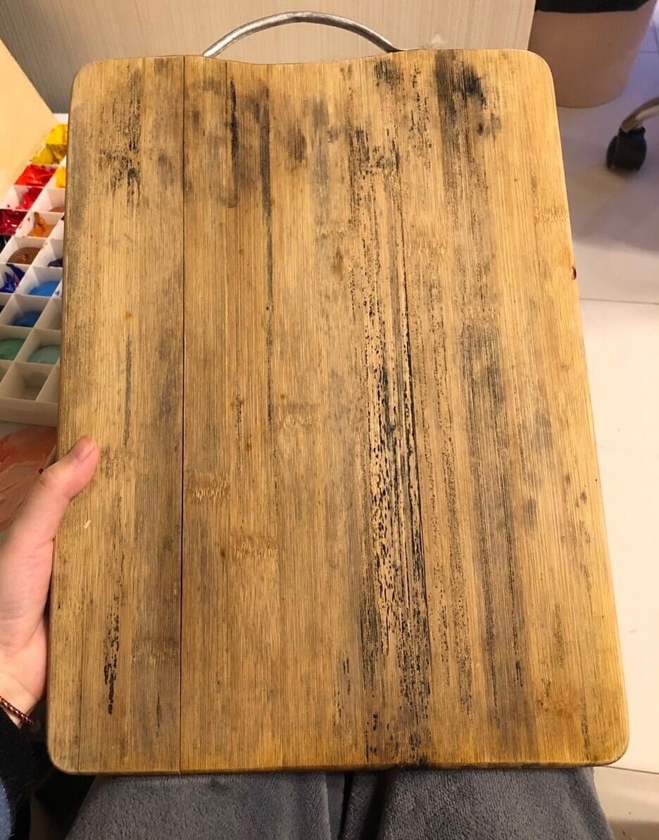 Ông bà dặn con cháu: Trước tháng 7 cô hồn hãy dọn sạch 8 thứ này để tẩy uế nhà cửa, xua tan âm khí- Ảnh 1.