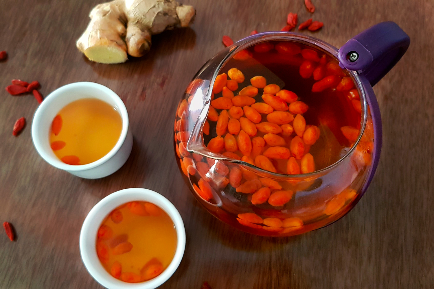 Việt Nam có loại quả được báo Anh ví như "kim cương đỏ": Bổ gan thận, cực tốt cho phái mạnh - Ảnh 3.