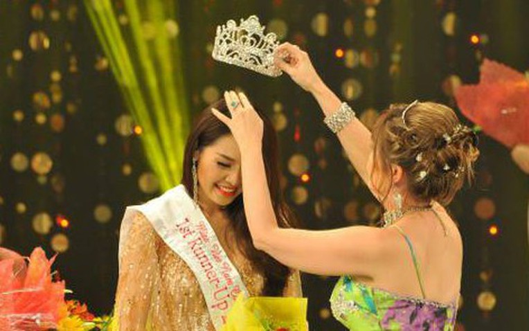 1 sao Việt tiết lộ số tiền "khủng" mua giải á hậu ở Mỹ, về tới sân bay bị triệu tập lên phạt 15 triệu - Ảnh 1.
