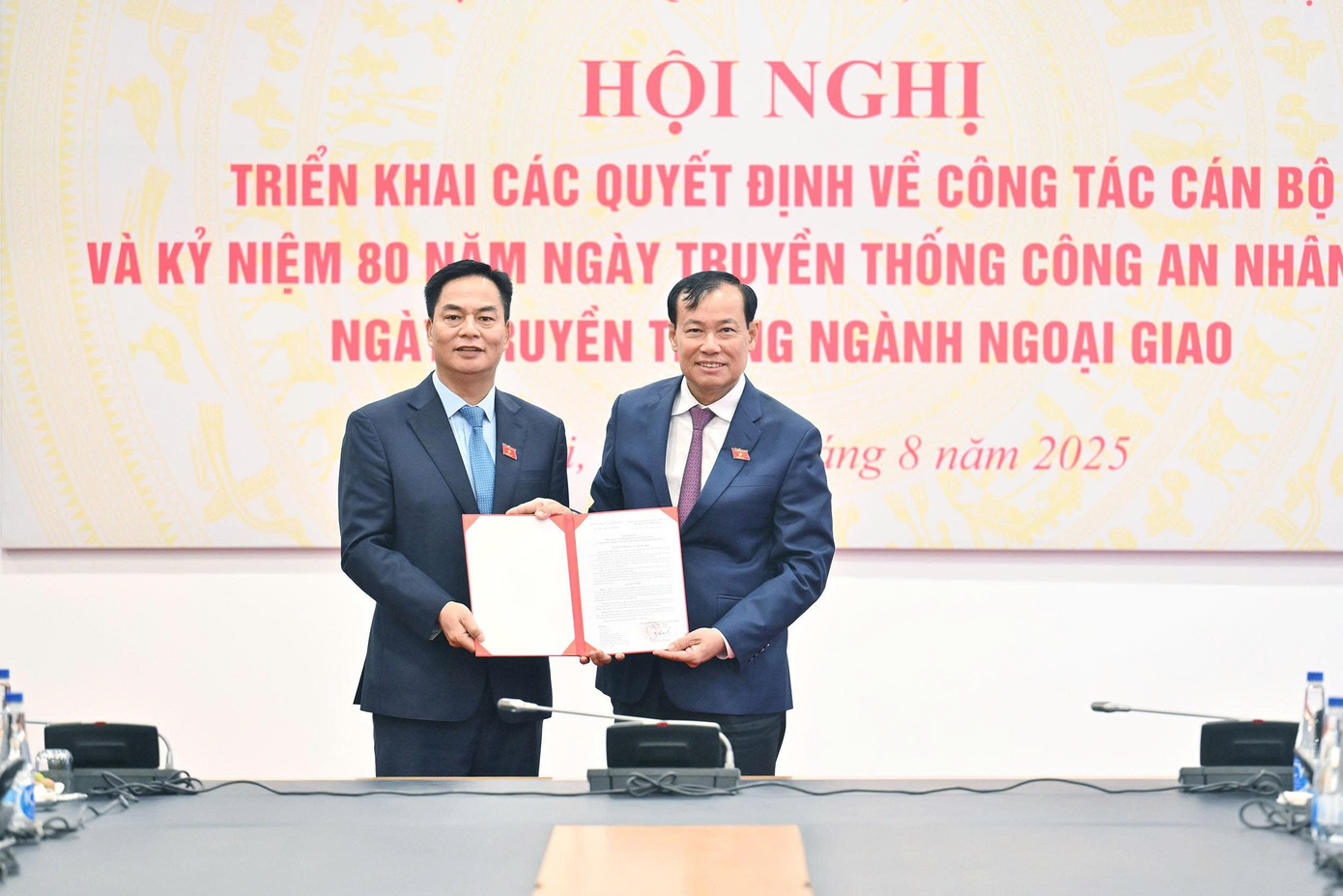 Trung tướng Đỗ Quang Th&agrave;nh nghỉ hưu trước tuổi: Những th&ocirc;ng tin đ&aacute;ng ch&uacute; &yacute; - Ảnh 1.