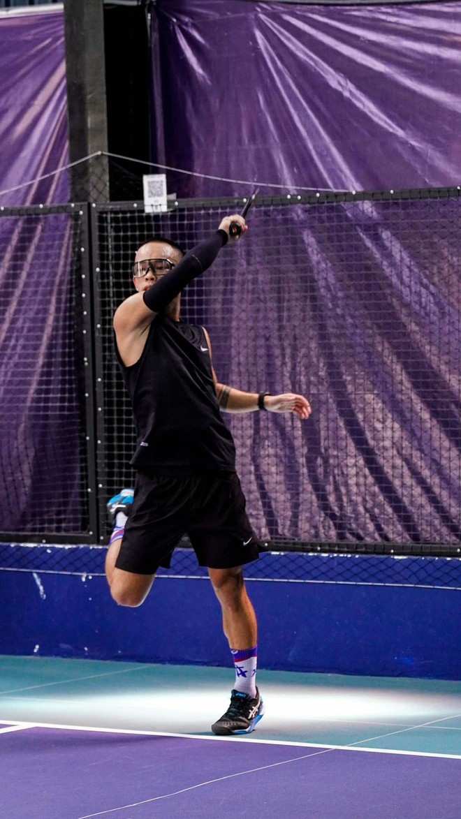 Thầy Pickleball chốt deal 200 triệu ngay trên sân chỉ với hành động này- Ảnh 2. Thầy Pickleball chốt deal 200 triệu ngay trên sân chỉ với hành động này- Ảnh 2.