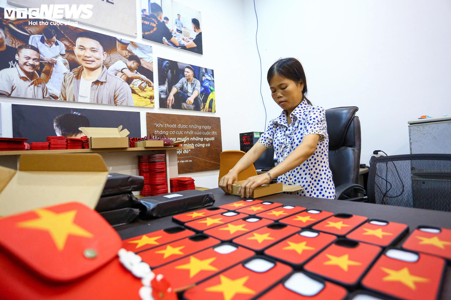 Sản phẩm thủ công Độc đáo Từ những người thợ khuyết tật nhân ngày Quốc khánh 2 / 9 - Ảnh 9.