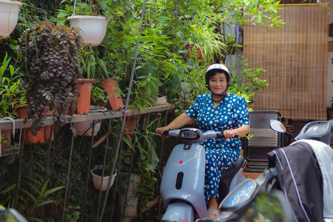Nữ NSND nhà ở Hồ Tây, chồng có người khác vẫn làm thơ tình tặng, 81 tuổi sống an yên cùng cháu ngoại - Ảnh 4.