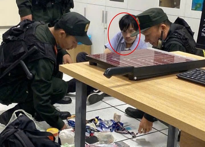 Công an làm rõ vụ cô gái bị sàm sỡ trên tàu Metro TP . HCM - Ảnh 1.