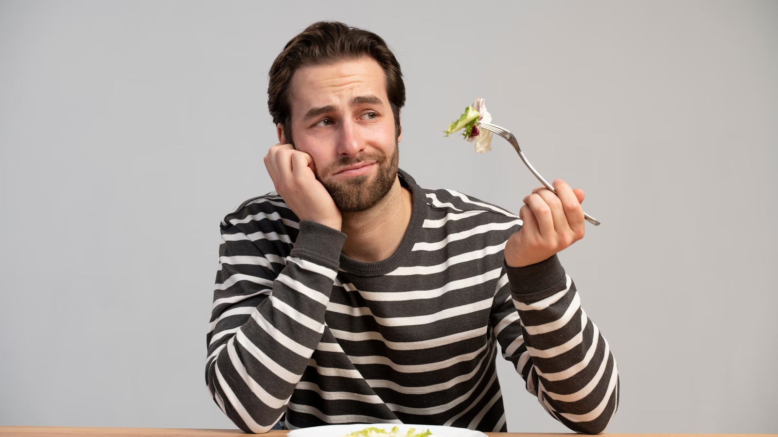 Đột quỵ hay "để mắt" tới người có thói quen này vào buổi sáng: Nghiên cứu hơn 82.000 người đã chứng min - Ảnh 2.