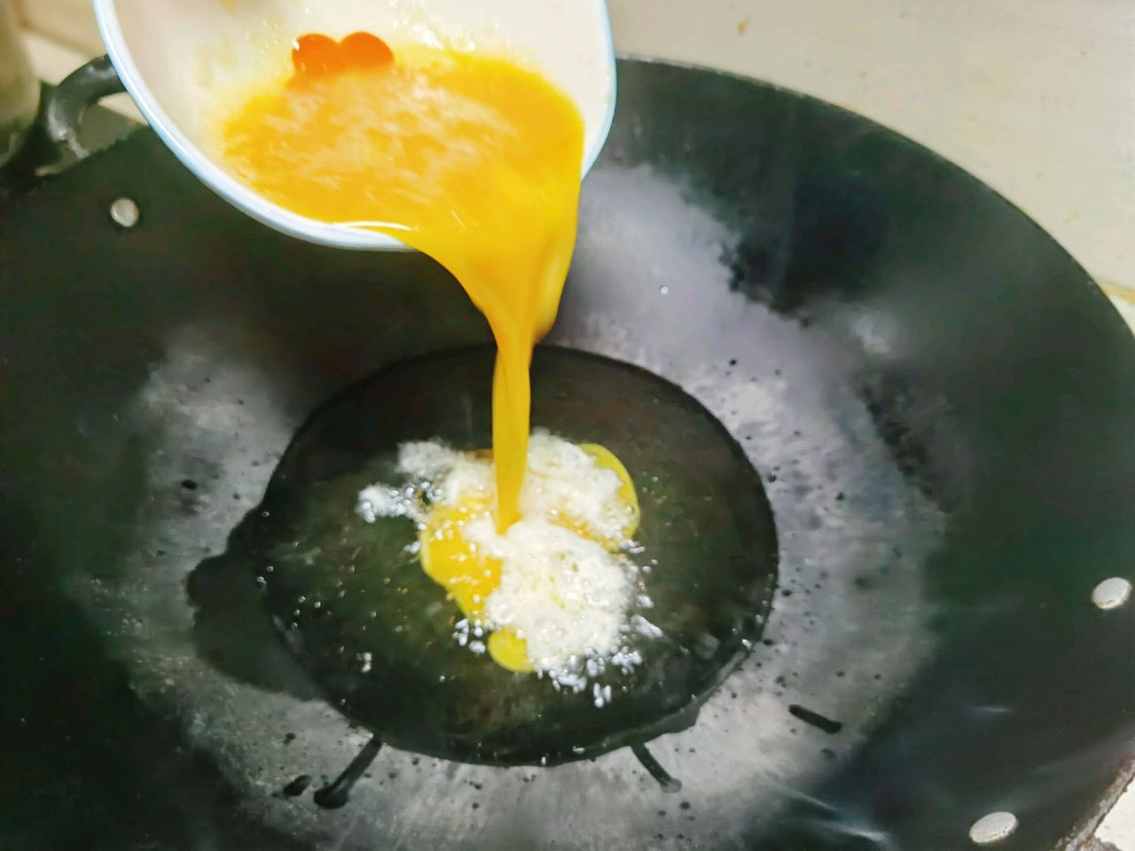 Mùa Thu, Đừng Quên Thưởng Thức “Món Rau Tươi Ngon Của Tháng Tám”: Giá Rẻ Lại Bổ Gan, Kháng Khuẩn Và Dưỡng Nhan- Ảnh 8. Mùa Thu, Đừng Quên Thưởng Thức “Món Rau Tươi Ngon Của Tháng Tám”: Giá Rẻ Lại Bổ Gan, Kháng Khuẩn Và Dưỡng Nhan- Ảnh 8.