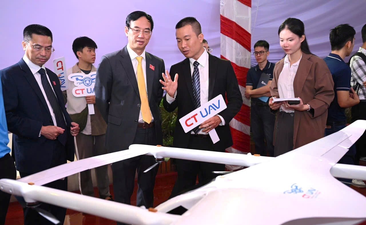 Tự hào Việt Nam: Dàn UAV do người Việt thiết kế, sản xuất, đã có loại xuất khẩu cho quân đội Mỹ - Ảnh 4.