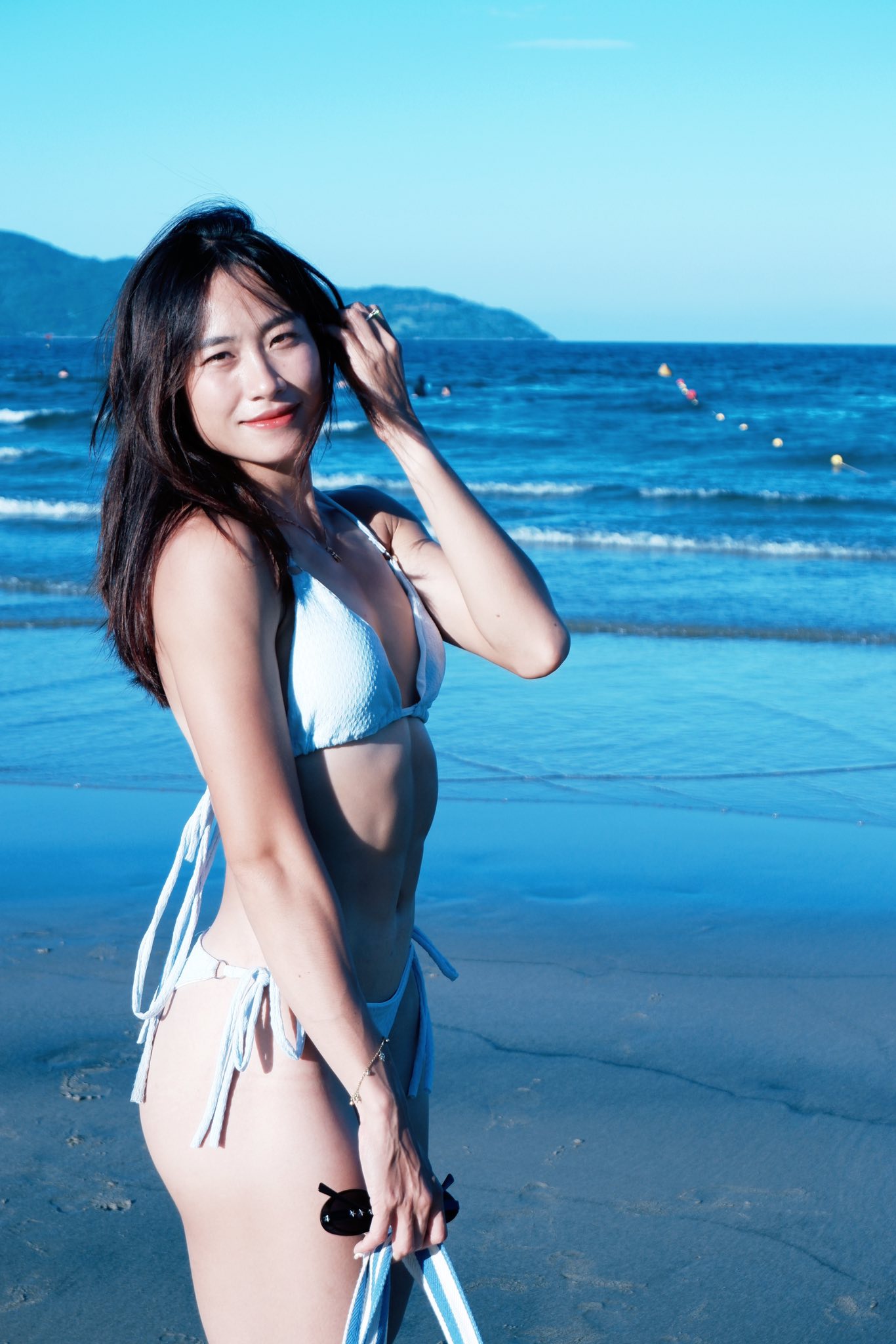 Hot girl điền kinh Huỳnh Thị Mỹ Tiên cơ bụng 6 múi vẫn cực sexy, thi đấu phăng phăng băng rào mới gây trầm trồ- Ảnh 4. Hot girl điền kinh Huỳnh Thị Mỹ Tiên cơ bụng 6 múi vẫn cực sexy, thi đấu phăng phăng băng rào mới gây trầm trồ- Ảnh 4.