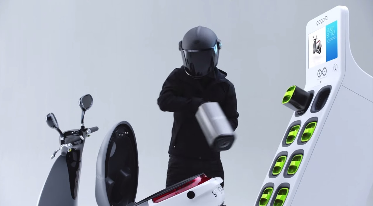 Đổi pin thần tốc hay sạc cố định tiện lợi: Ai sẽ thắng trong cuộc đua xe m&aacute;y điện tại Việt Nam?- Ảnh 1.