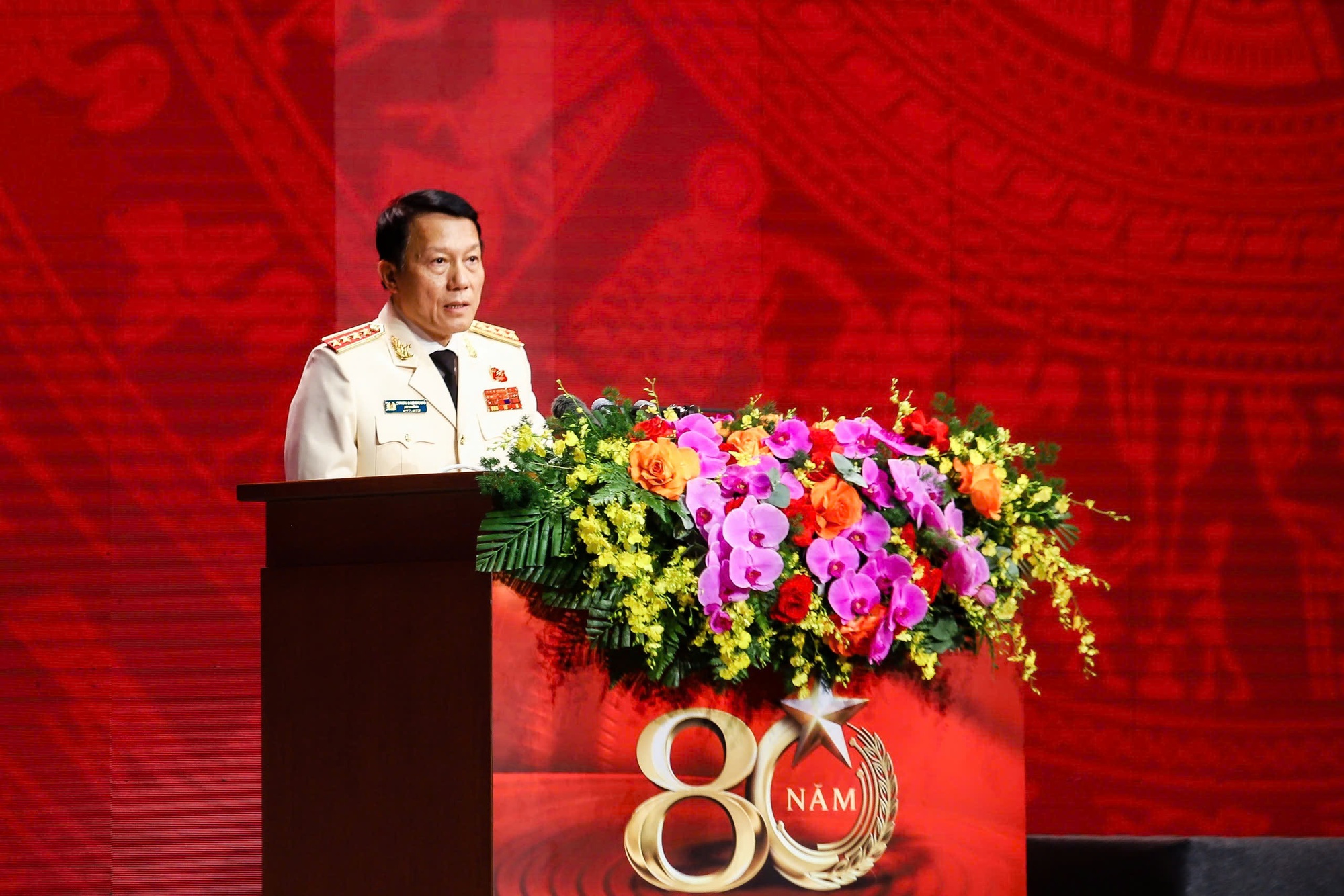 Tổng Bí thư Tô Lâm trao Huân chương Sao Vàng lần thứ 5 cho lực lượng Công an nhân dân - Ảnh 4. Tổng Bí thư Tô Lâm trao Huân chương Sao Vàng lần thứ 5 cho lực lượng Công an nhân dân - Ảnh 4.