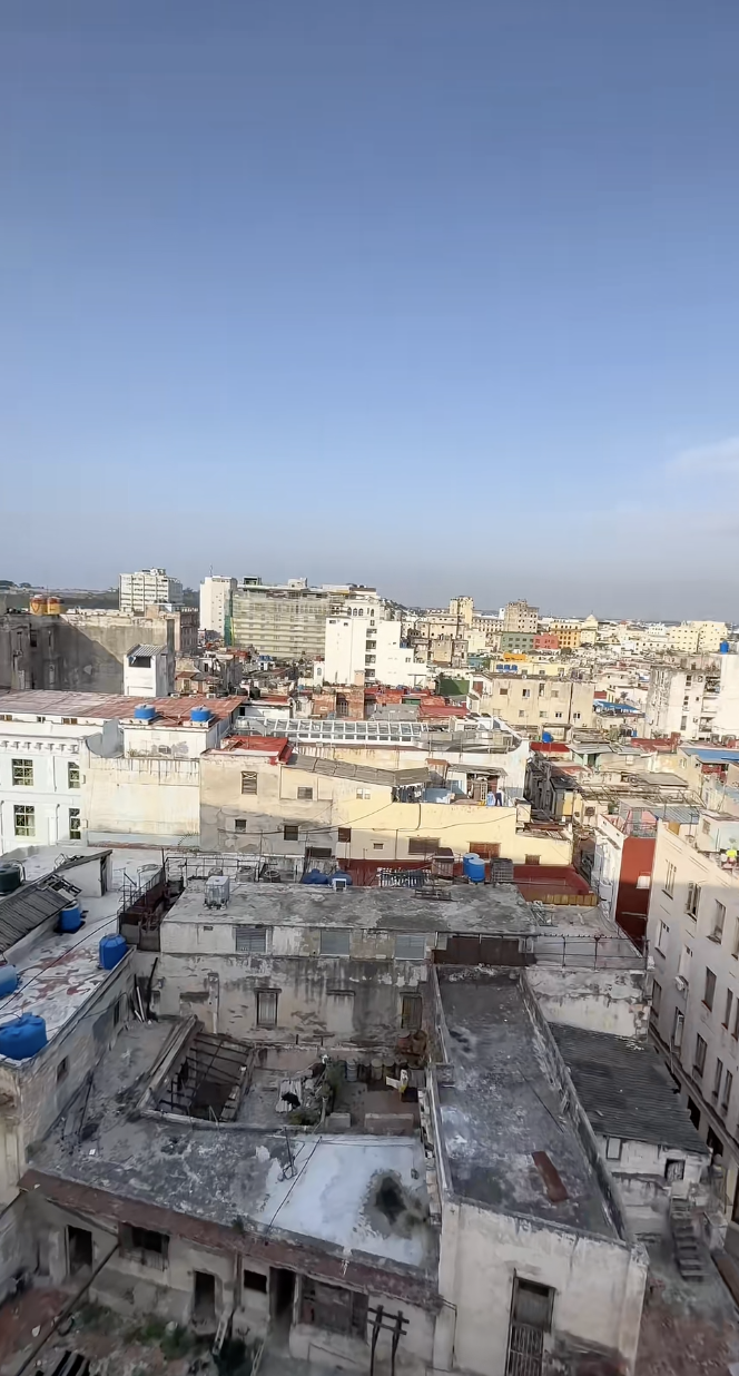 Cuộc sống thật ở Cuba qua góc nhìn của 1 người Việt, sững lại với mức lương của người dân bản địa- Ảnh 7. Cuộc sống thật ở Cuba qua góc nhìn của 1 người Việt, sững lại với mức lương của người dân bản địa- Ảnh 7.