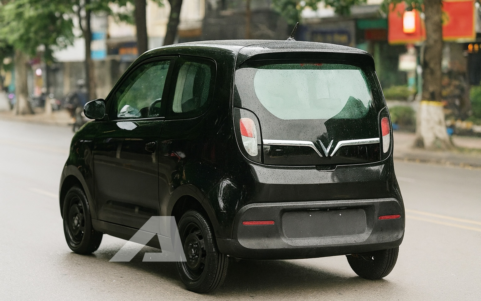 VinFast Minio Green bị bắt gặp đang ‘bon bon’ trên phố: Xe nhỏ nhưng dáng cao, để lộ chi tiết không đề cập trong bảng thông số - Ảnh 4.