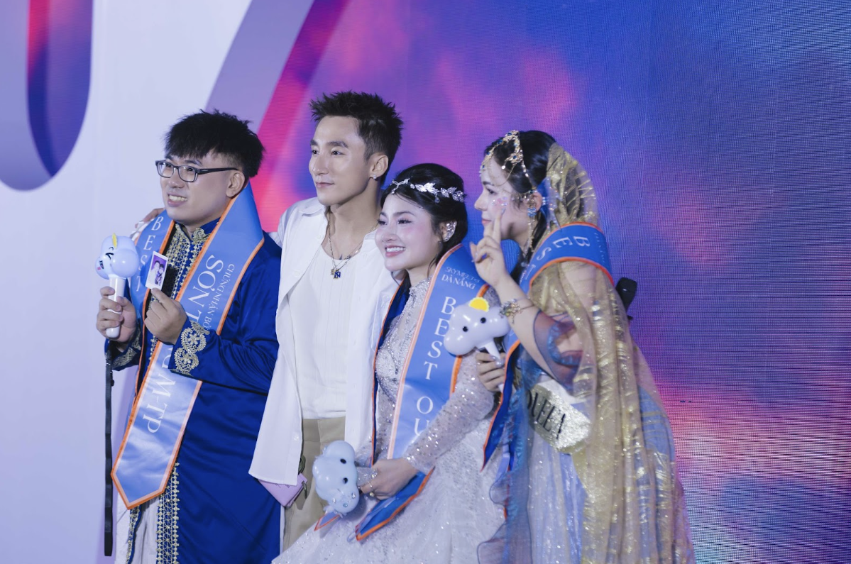 Khoảnh khắc hội ngộ bất ngờ với Sơn Tùng M - TP tại Đà Nẵng đầy cảm xúc - Ảnh 4.