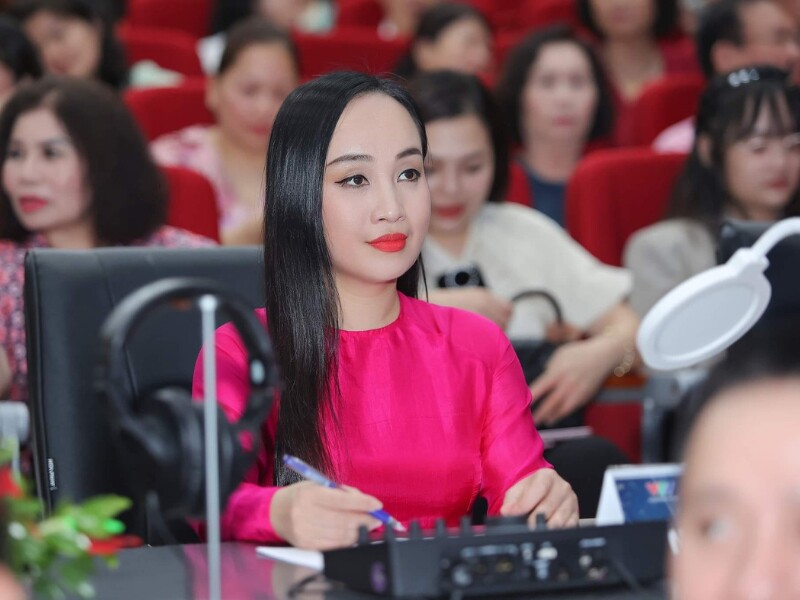 &Quot;Thị Mầu&Quot; Thu Huyền Ngày Nào Giờ Đã 50 Tuổi: Có Bí Quyết Chống Già Phụ Nữ Đã Lập Gia Đình Rất Nên Học Hỏi 2 Nsnd Thu Huyen Tre Lau2 1755406425475998293131 1755429939123 17554299393421039814227 1755473874018 17554738742091546316301