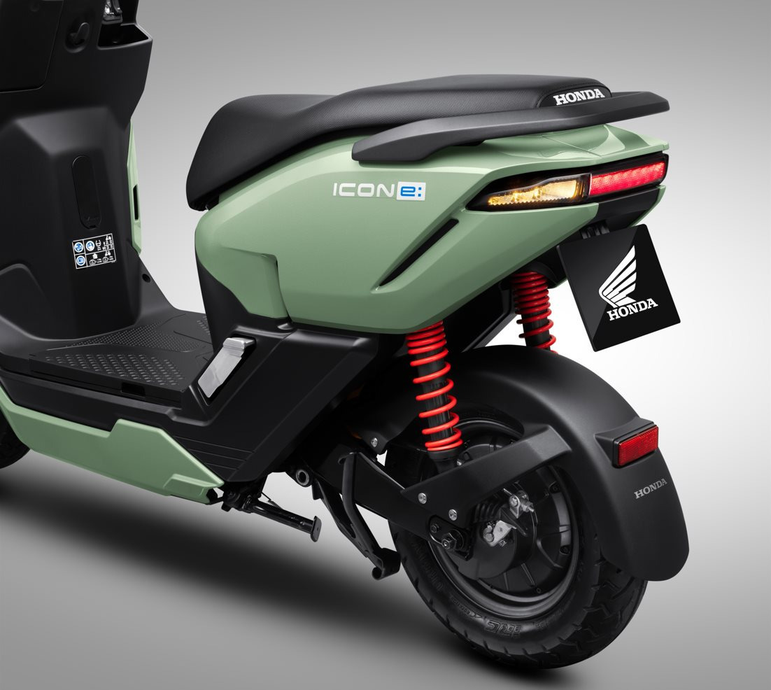 Xe máy điện đầu tiên của Honda tại Việt Nam chính thức cho mua pin, giá gần 10 triệu đồng- Ảnh 5. Xe máy điện đầu tiên của Honda tại Việt Nam chính thức cho mua pin, giá gần 10 triệu đồng- Ảnh 5.