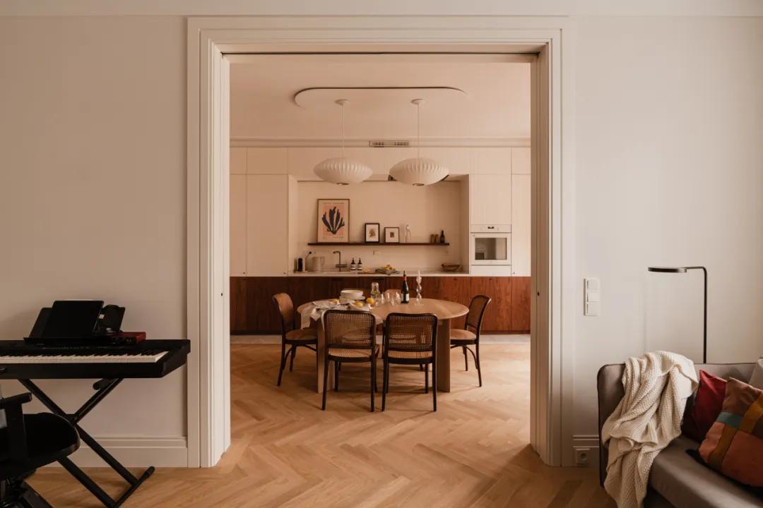 T&ocirc;i đ&atilde; học được nhiều mẹo thu h&uacute;t t&agrave;i lộc từ c&aacute;ch b&agrave;i tr&iacute; nh&agrave; chung cư rộng 85m2 của nữ chủ nh&acirc;n trung ni&ecirc;n n&agrave;y!- Ảnh 2.