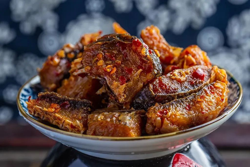 2 loại c&aacute; kh&ocirc;ng n&ecirc;n ăn nhiều kẻo nạp to&agrave;n thuốc kh&aacute;ng sinh, kim loại nặng v&agrave;o người- Ảnh 1.