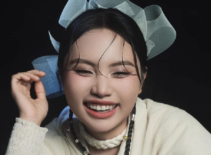 Phương Mỹ Chi: "Tôi đang ngồi trên máy bay, cô Mỹ Tâm vẫn hiện ra"- Ảnh 1. Phương Mỹ Chi: "Tôi đang ngồi trên máy bay, cô Mỹ Tâm vẫn hiện ra"- Ảnh 1.