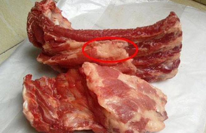 Đừng mua "4 loại" sườn n&agrave;y d&ugrave; rẻ đến đ&acirc;u: Nhờ nh&acirc;n vi&ecirc;n si&ecirc;u thị nhắc nhở, t&ocirc;i đ&atilde; học được một điều mới - Ảnh 4.