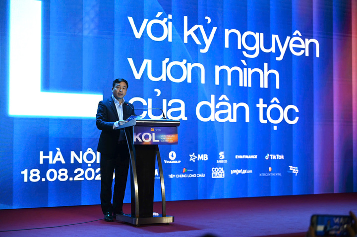 KOL cần ý thức tác động trong từng phát ngôn và hình ảnh để xây dựng xã hội - Ảnh 1. KOL cần ý thức tác động trong từng phát ngôn và hình ảnh để xây dựng xã hội - Ảnh 1.