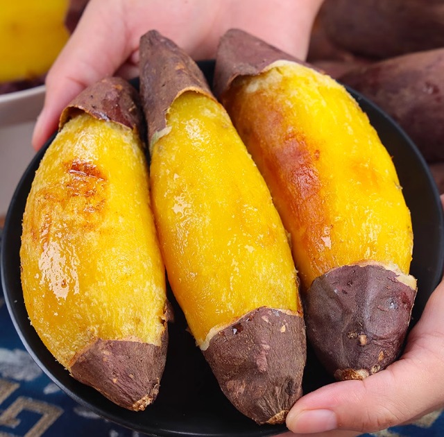 1 Loại Khoai Lang Trung Quốc Bỗng Được 'Săn Lùng Ráo Riết' Tại Việt Nam: Bất Ngờ Với Hàm Lượng Dinh Dưỡng - Ảnh 1. 1 Loại Khoai Lang Trung Quốc Bỗng Được 'Săn Lùng Ráo Riết' Tại Việt Nam: Bất Ngờ Với Hàm Lượng Dinh Dưỡng - Ảnh 1.
