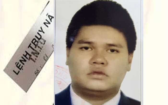 'Con nghiện' lái ô tô tăng tốc bỏ chạy khi CSGT yêu cầu dừng xe kiểm tra - Ảnh 2.