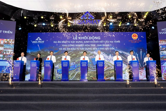 Tỷ phú Trần Đình Long tung "cú đấm" 5 tỷ USD, 15.000 người lao động hưởng lợi - Ảnh 1.