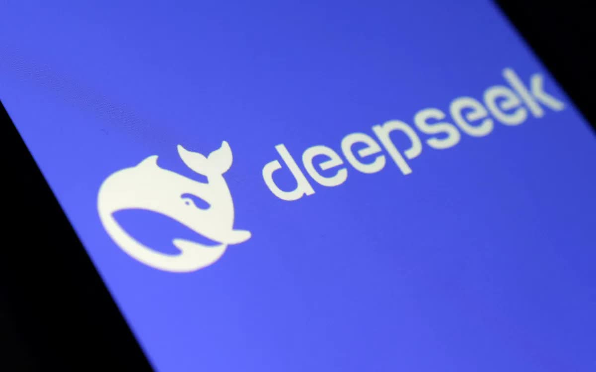 Dùng Chip Nội Địa Thất Bại, Deepseek Lùi Ngày Ra Mắt Mô Hình Mới - Ảnh 1. Dùng Chip Nội Địa Thất Bại, Deepseek Lùi Ngày Ra Mắt Mô Hình Mới - Ảnh 1.