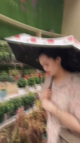 Vợ Duy Mạnh khoe nhan sắc xinh đẹp, ra dáng tiểu thư Hà thành, đã không còn bị chê mặc xấu!- Ảnh 2. Vợ Duy Mạnh khoe nhan sắc xinh đẹp, ra dáng tiểu thư Hà thành, đã không còn bị chê mặc xấu!- Ảnh 2.